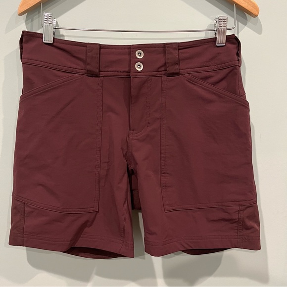 REI Pants - REI Co-Op Shorts Women's Regular Fit Stretch Maroon Pockets Size 4 Activewear